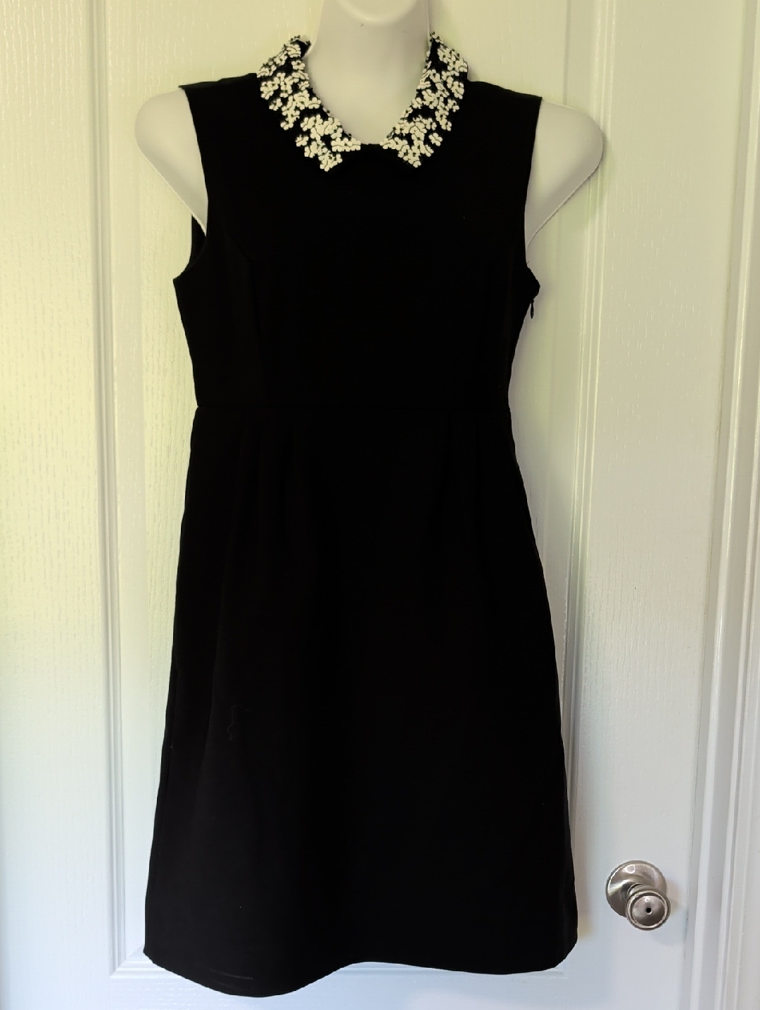 Kate Spade Black Sleeveless Mini Dress With Embellished White Collar